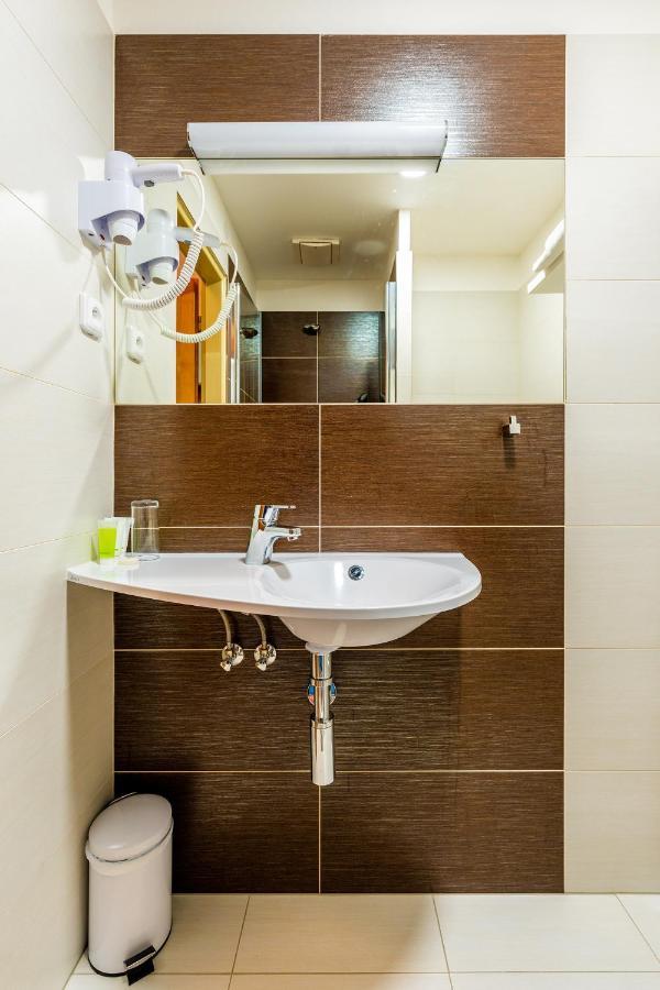 Hotel Ski Nove Mesto na Morave Extérieur photo